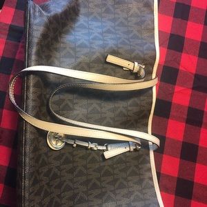 Michae Kors Tote